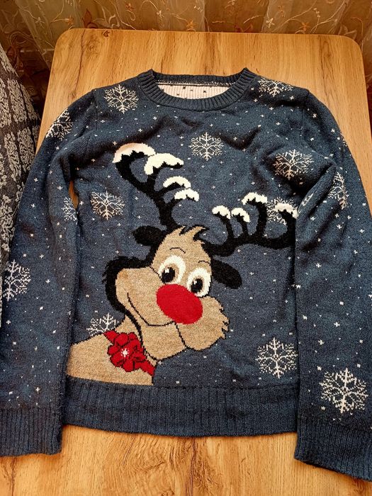 Свитер женский в идеальном состоянии