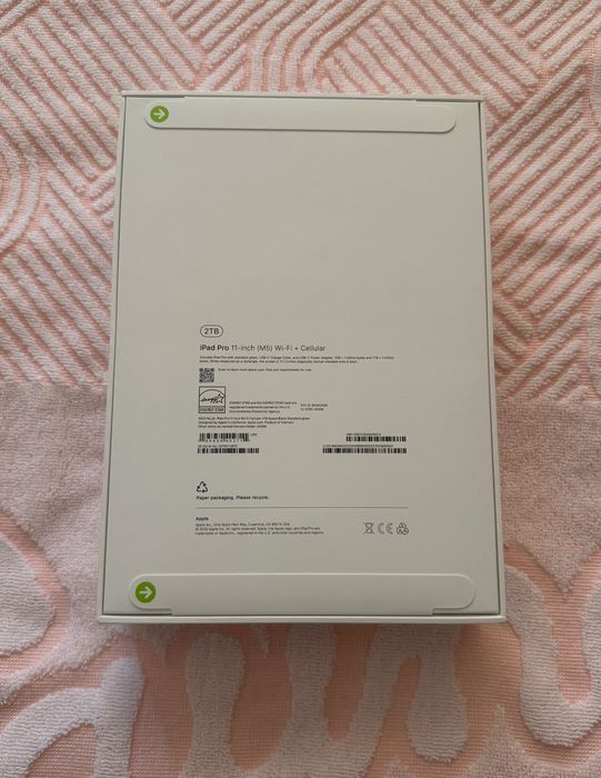 Чисто Нов IPad Pro 11 инча M5 Чип 2 TB памет WiFi + Cell