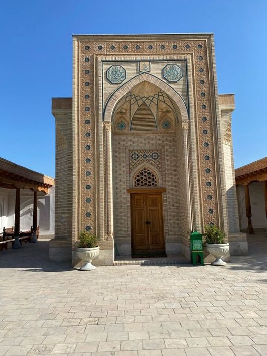Aisha trevel sayohatni sevuvchilar uchun