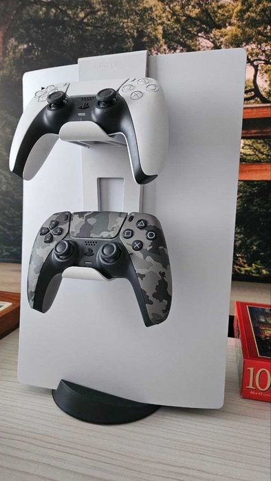 Конзола PlayStation 5 Disk Edition + Игри + Подарък стойка за джойстик