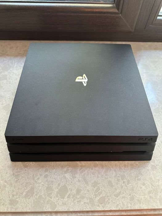 PlayStation 4 Pro (PS4 Pro)