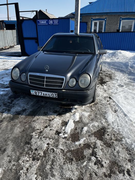 Продам Мерседес Е230