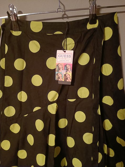 Пола с разкошна кройка на Guess XS