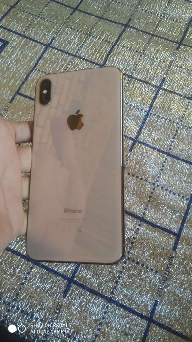 Iphone xs max 512 gb 79 radnoy yomkst ekran almashgan