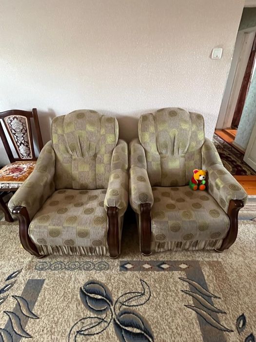 Продается 2 кресла