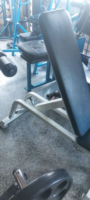 Продавам оригинална регулируема пейка Precor