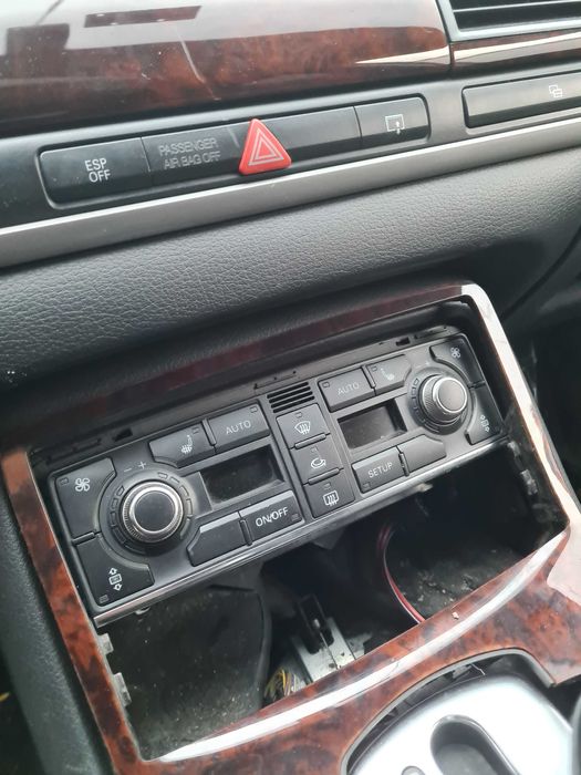 **САМО НА ЧАСТИ** Audi A8 D3 4.2TDI, Bang and Olufsen, Distronic