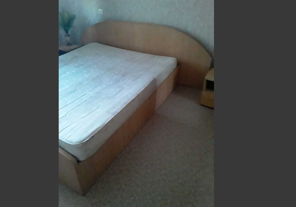 Продам кровать двуспальную  200* 160