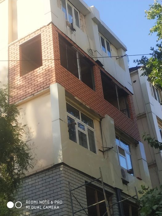 Балконга гишт терамиз тез ва сифатли кладка кирпича балкона.