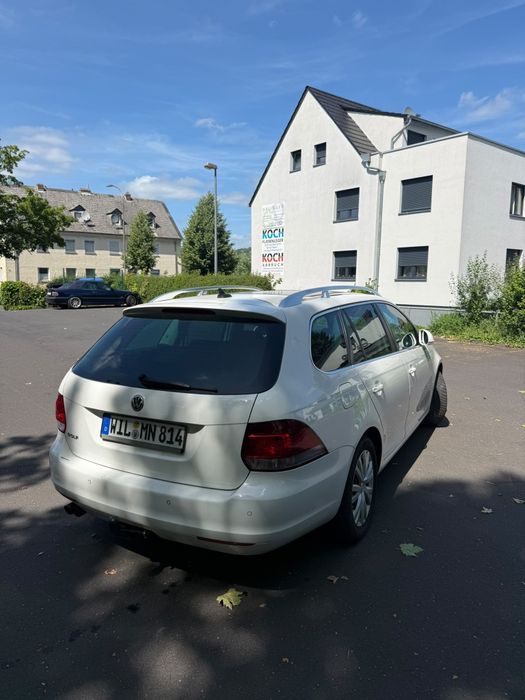 VOLKSWAGEN Golf 2012 — imagine 4