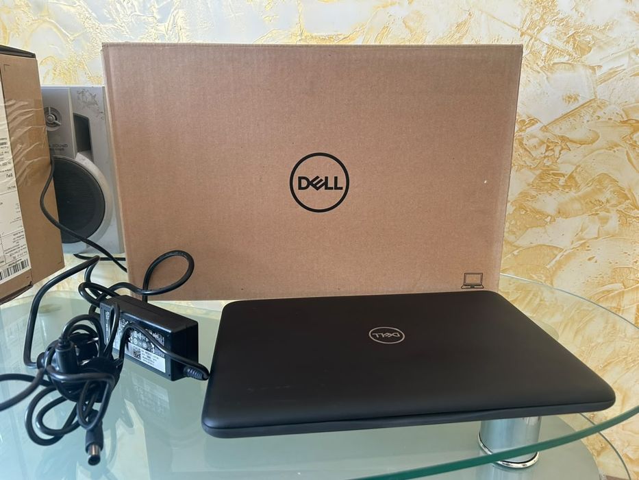 Ноутбук Dell Latitude 3190
