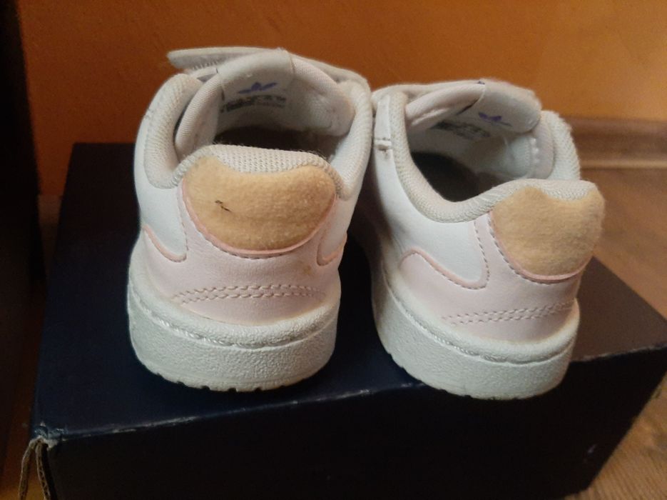 Маратонки Adidas