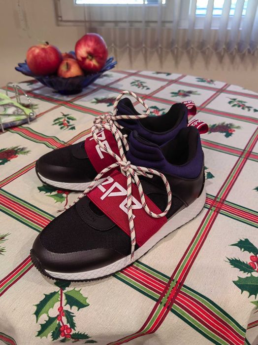 Маратонки на Pepe jeans