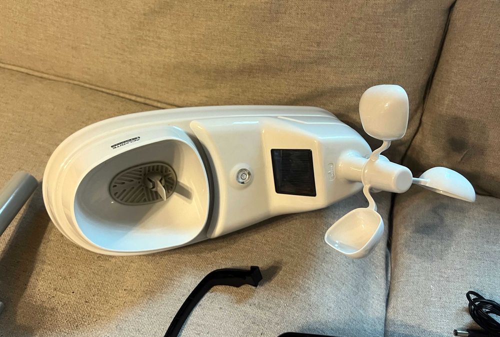 Statie meteo profesionala AcuRite 02080 cu detectie fulger