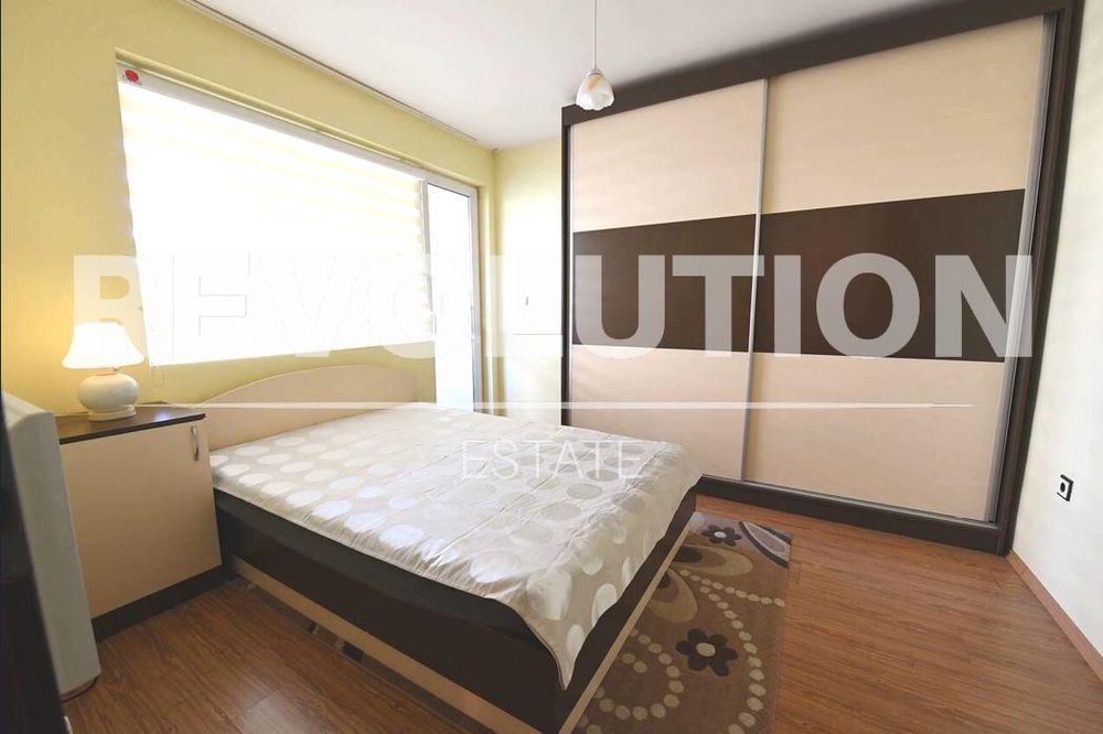 Дава се под наем Двустаен апартамент в Варна, Аспарухово - 50 кв.м за 300 € - Снимка #1