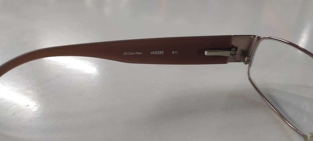 Очила  CK На Calvin Klein 5255 са 100% автентични. НОВИ