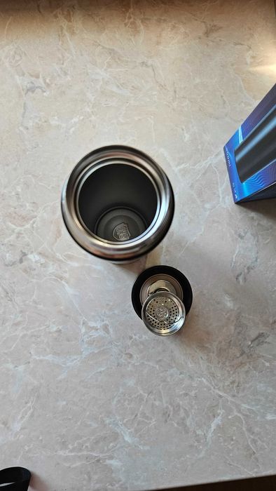 Термос 0,5л с датчиком температуры.