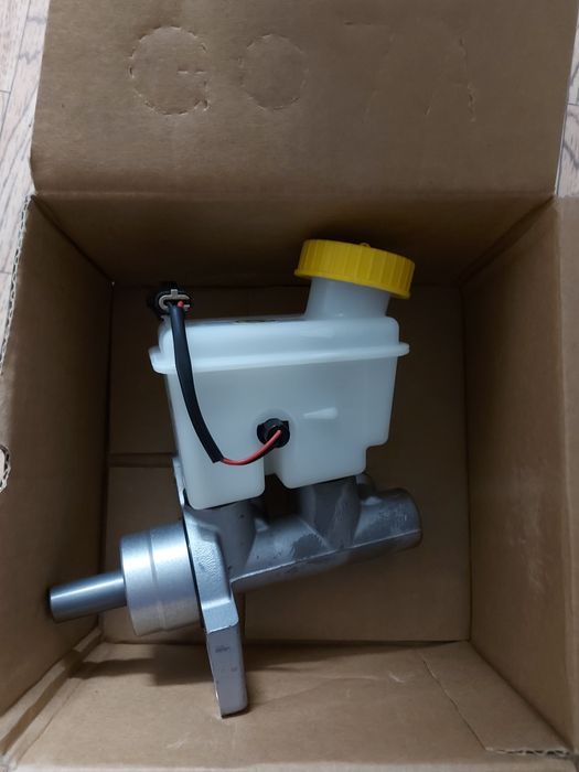 Тормозной главный цилиндр  Шевроле Лачетти и т.д