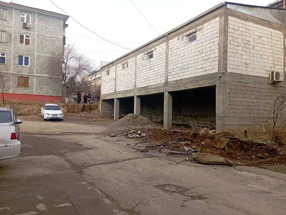 Нотурар хужжатлари бор