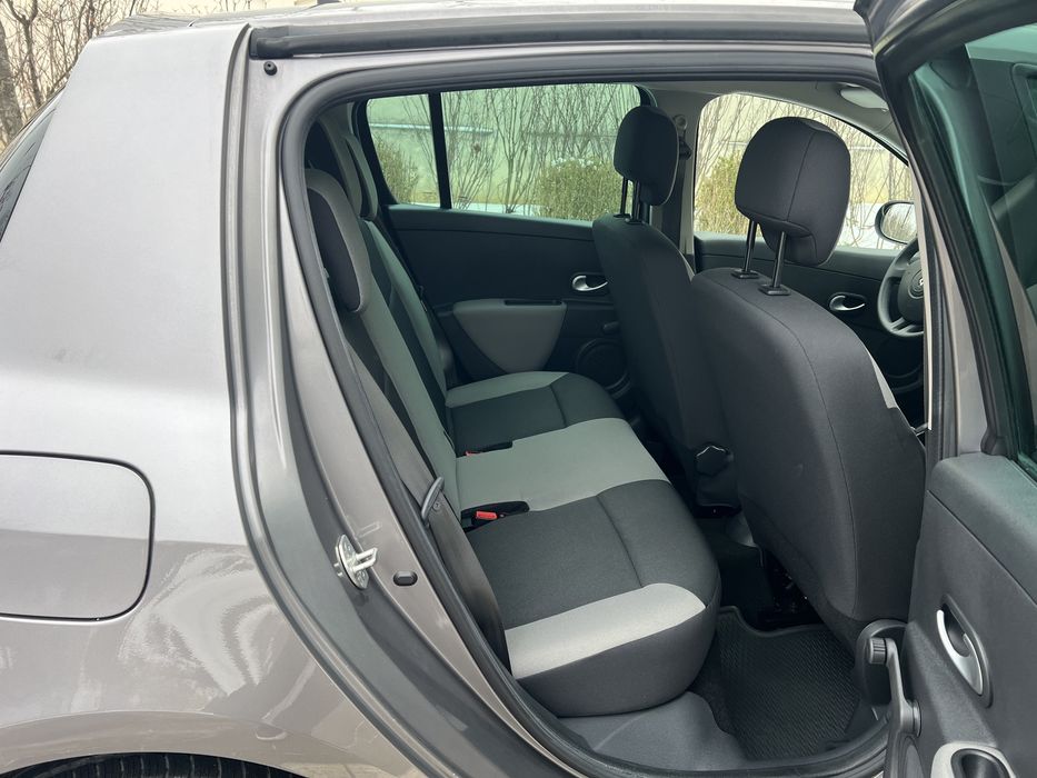 Renault Clio 2011 Doar 5.000 Km NERLUATĂ Unic Propietar Euro 5