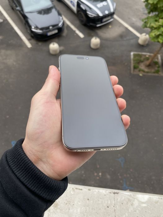 Iphone 15 pro max Silver
