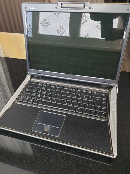 ASUS Lamborghini VX2S