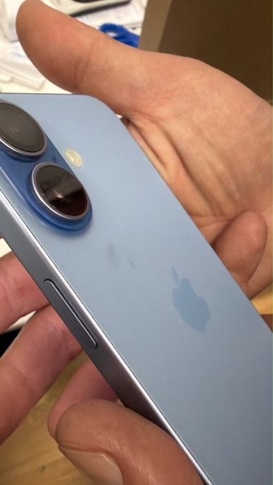 Vand Iphone 17 -256 GB