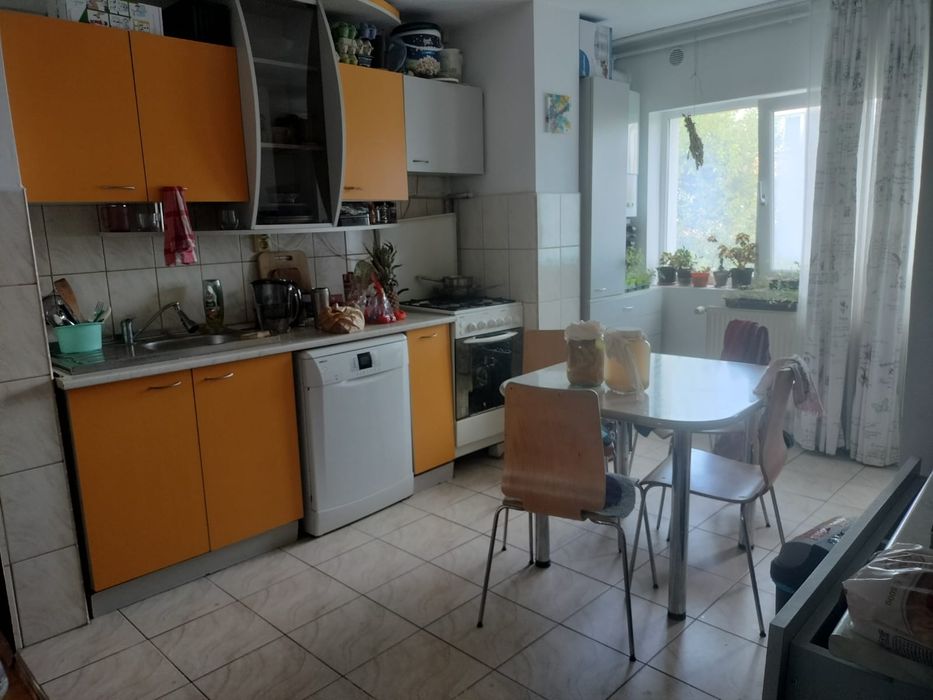 Ap 2 camere in Zorilor