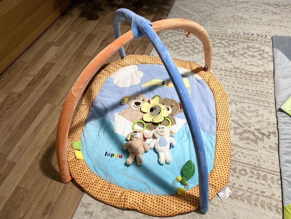 Accesorii crestere si ingrijire bebelusi