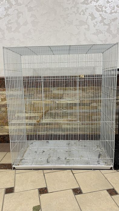 Qafasla sotiladi azgina ishlatilgan Клетки для птицы