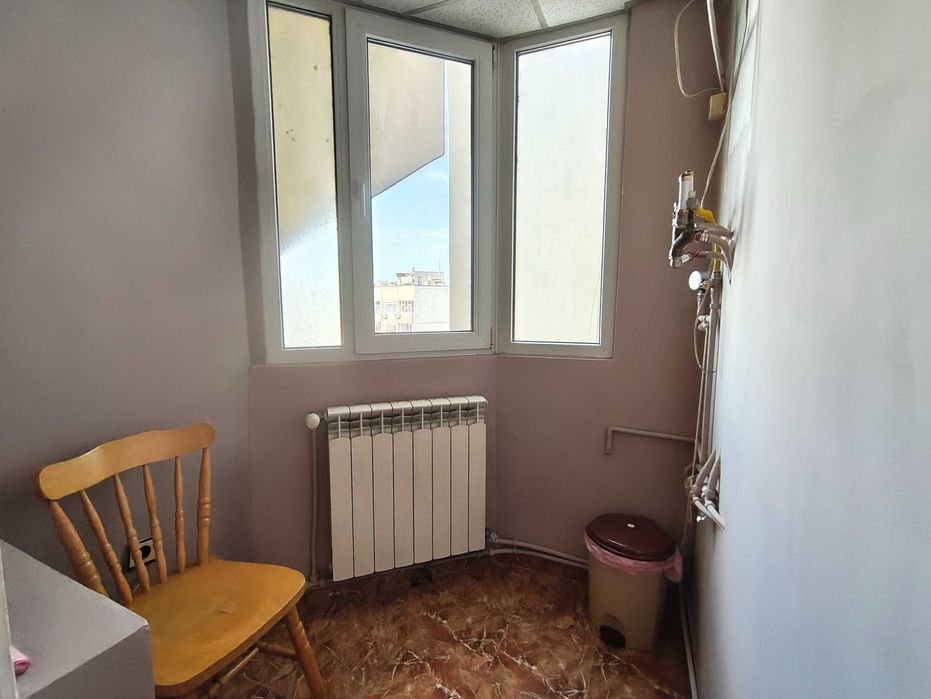 Продава се Двустаен апартамент в Търговище, Център - 57 кв.м за 1486 €/кв.м - Снимка #3