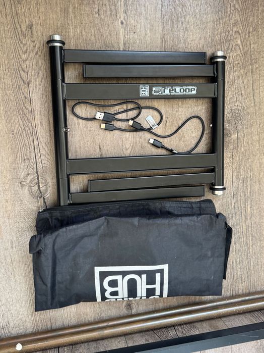Reloop Stand Hub pentru laptop - DJ - lumini sau altele asemenea