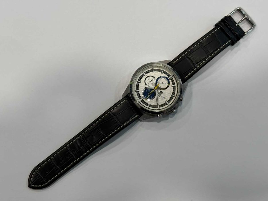 Мъжки часовник Casio Edifice EFV-520