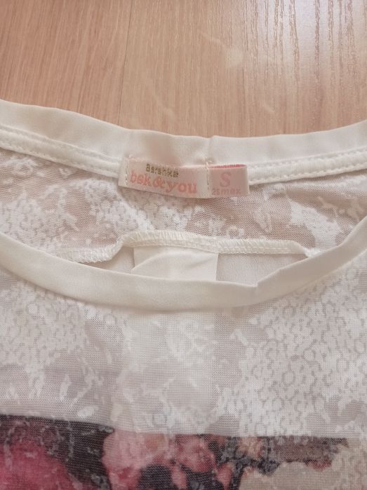 Пролетно-есенни блузки на Bershka