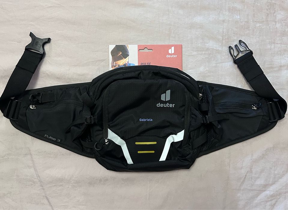 Borseta sport Deuter Pulse 3, 5l, 21x64x10cm,pentru alergare si ciclism, nou cu eticheta.