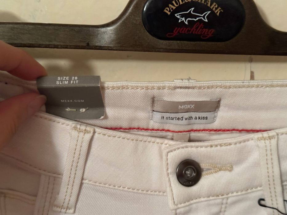 Продам женские джинсы Mexx