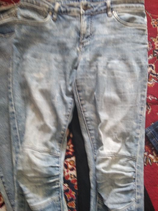 Продам джинсы стильные