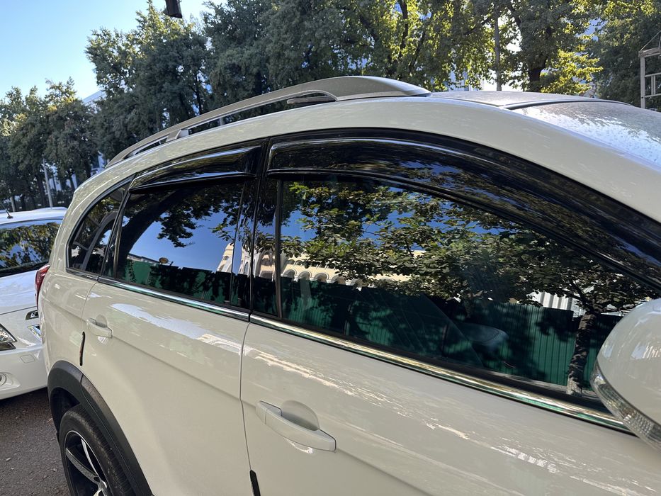 Ветровик, дефлектор окон Captiva. Производство Китай.