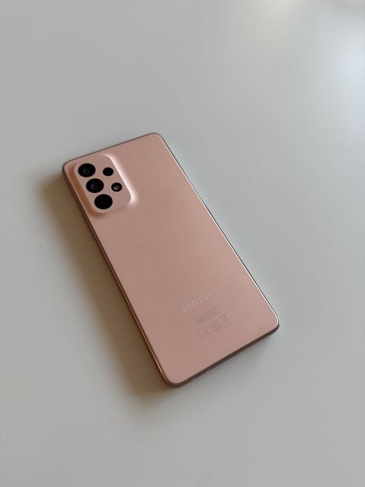 Продавам Samsung Galaxy A53, Watch 4, Buds Live