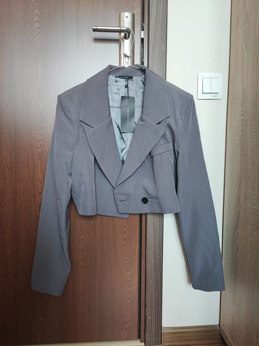 Sacou scurt dama/ Blazer/Jacketa line crop Marimea 40