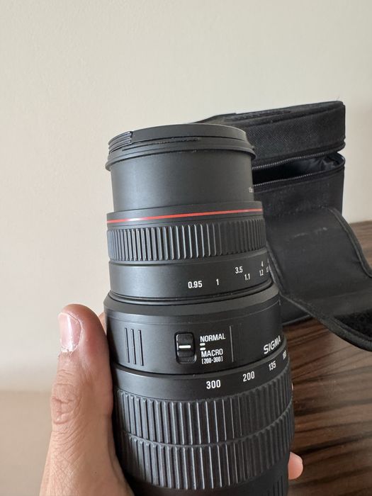 Sigma 70-300mm 1:4 - 5.6 APO
