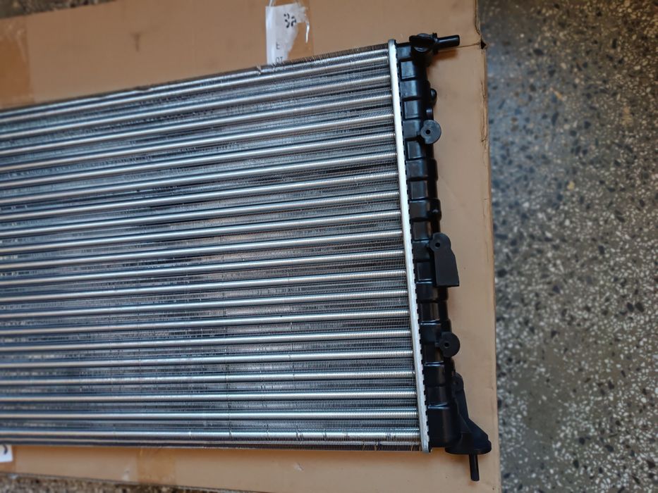 Радиатор за Рено, Renault, Дачия, Dacia