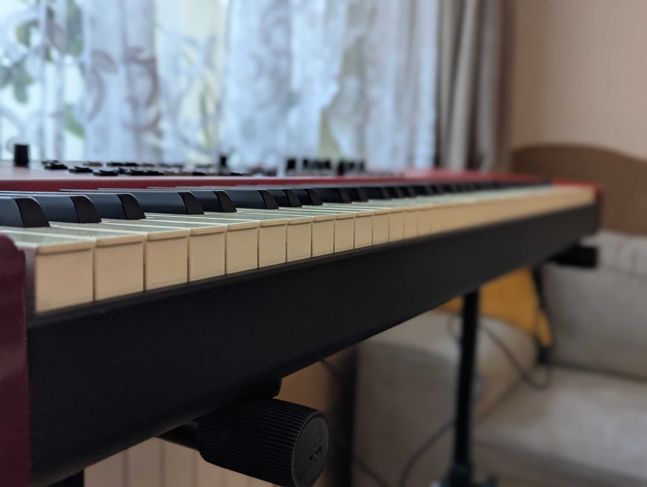Nord Electro 5 73HP