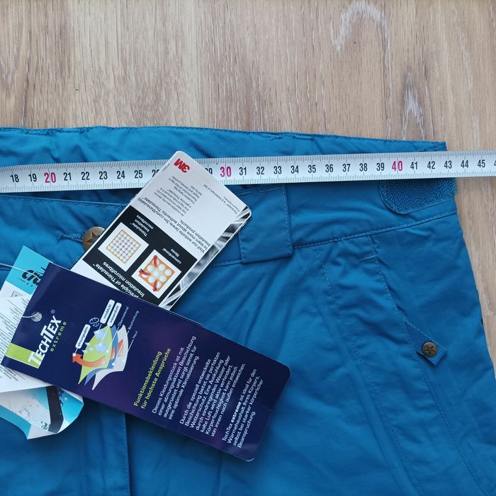 Ски панталон 40-42 нов