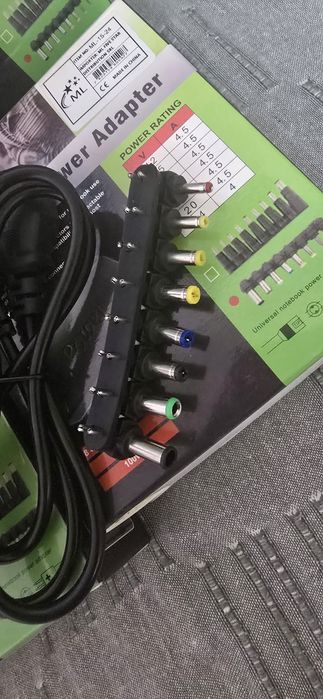 Incarcator universal leptop