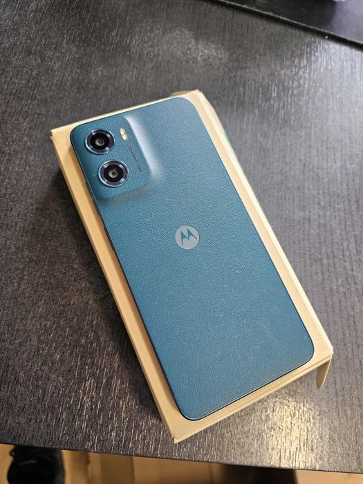 Motorola Moto G15, 8GB RAM, 128GB, Dual SIM, husă și folie