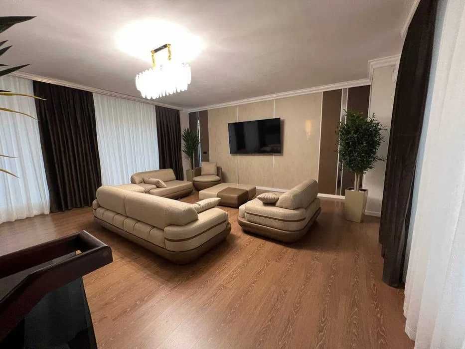 Продается Пентхаус в центре города Жк Нур 185м2 Алайский 4х ком !