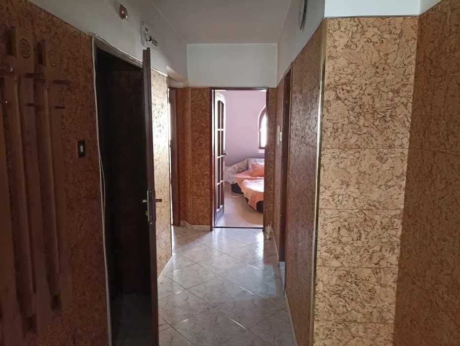 Продава се Тристаен апартамент в Пловдив, Кършияка - 104 кв.м за 1827 €/кв.м - Снимка #3