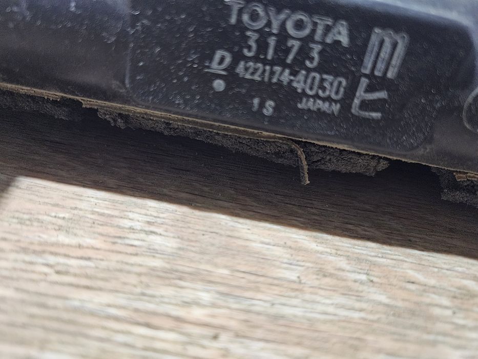 Продам радиатор на прадо 150