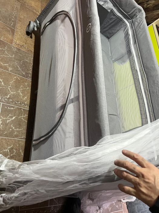 Детский манеж продам